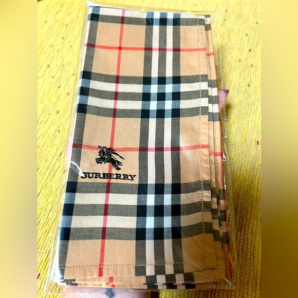 BURBERRY HANDKERCHIEF. NWOT - Picture 1 of 1